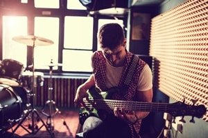 El-basskurs for barn og voksne – individuell undervisning